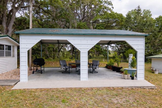 7893 S US HIGHWAY 441, Lake City, FL 32025