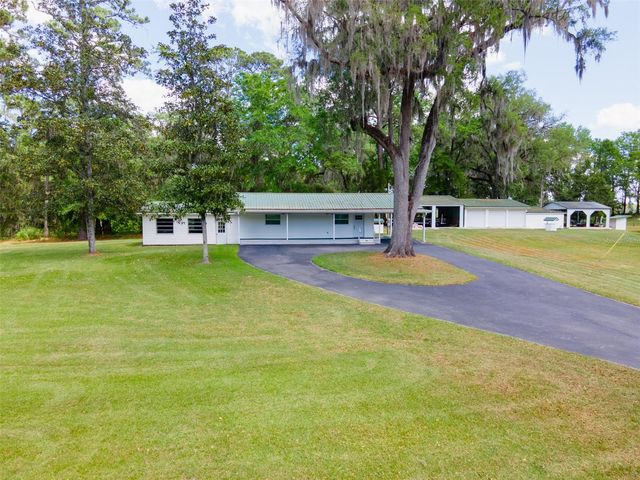 7893 S US HIGHWAY 441, Lake City, FL 32025