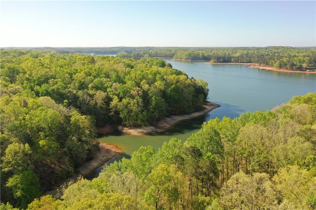 407 Blue Ridge Court, Westminster, SC 29693
