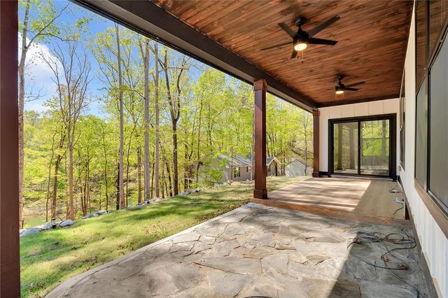 407 Blue Ridge Court, Westminster, SC 29693