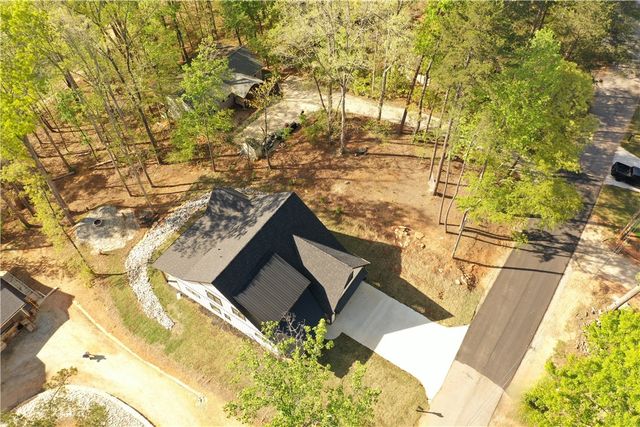 407 Blue Ridge Court, Westminster, SC 29693