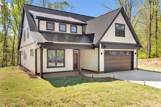 407 Blue Ridge Court, Westminster, SC 29693
