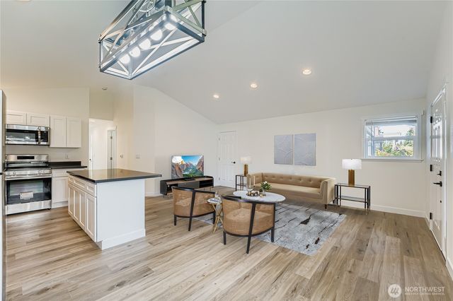 211 O Street NE, Auburn, WA 98002