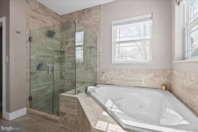 6404 13TH ST, Alexandria, VA 22307