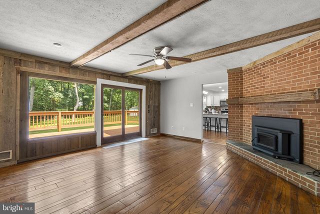 21717 GLENDALOUGH RD, Gaithersburg, MD 20882
