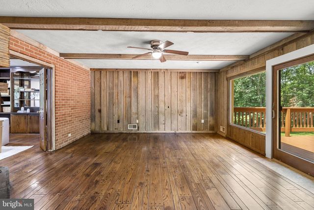 21717 GLENDALOUGH RD, Gaithersburg, MD 20882