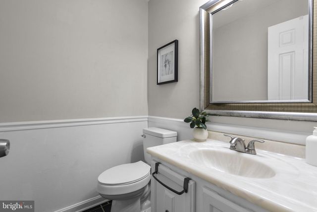 21717 GLENDALOUGH RD, Gaithersburg, MD 20882