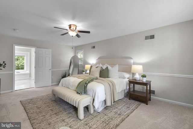 21717 GLENDALOUGH RD, Gaithersburg, MD 20882