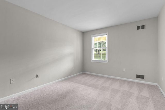 21717 GLENDALOUGH RD, Gaithersburg, MD 20882