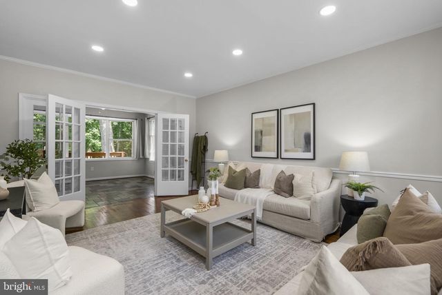 21717 GLENDALOUGH RD, Gaithersburg, MD 20882