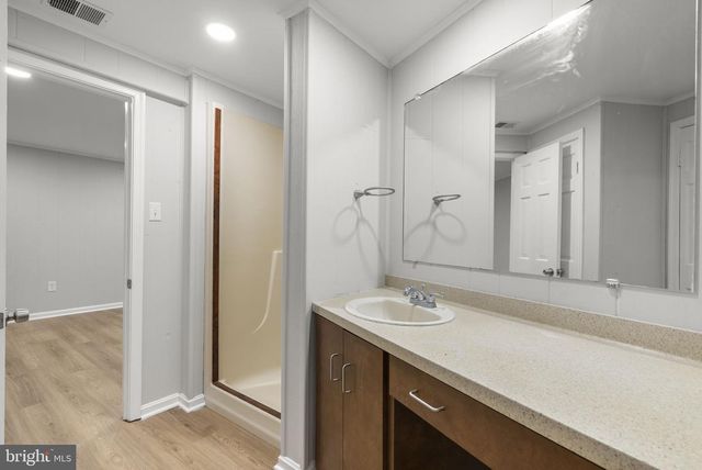 21717 GLENDALOUGH RD, Gaithersburg, MD 20882