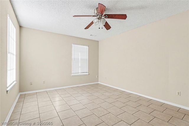 821 S 39th Street, Van Buren, AR 72956