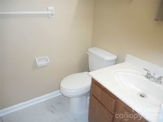 9329 Old Concord Road M, Charlotte, NC 28213