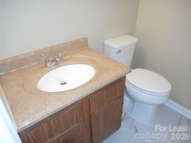 9329 Old Concord Road M, Charlotte, NC 28213