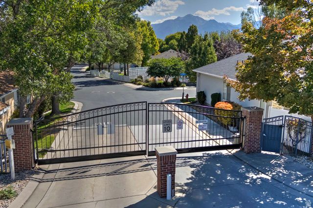 5991 S ORIGIN PL, Taylorsville, UT 84123