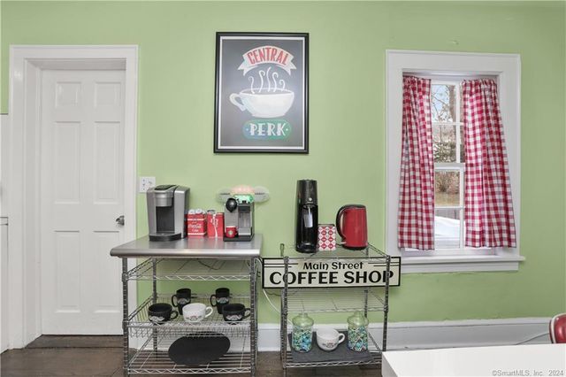 61 Hillandale Road, Westport, CT 06880