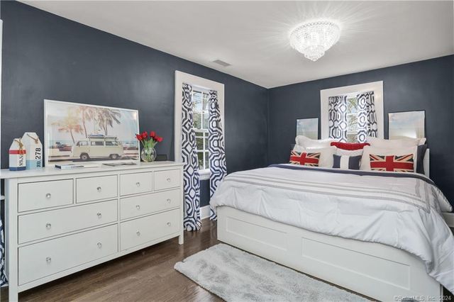 61 Hillandale Road, Westport, CT 06880