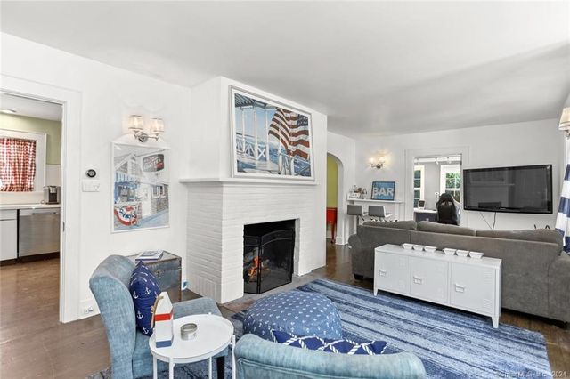 61 Hillandale Road, Westport, CT 06880