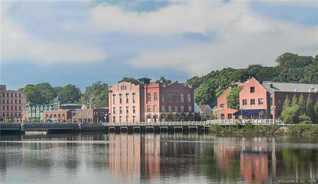 61 Hillandale Road, Westport, CT 06880