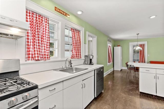 61 Hillandale Road, Westport, CT 06880