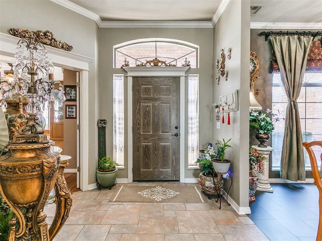 305 Hamptonridge Road, Edmond, OK 73034