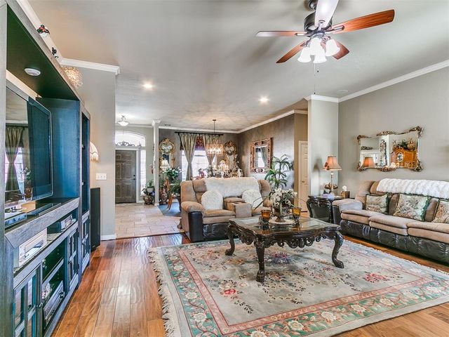 305 Hamptonridge Road, Edmond, OK 73034