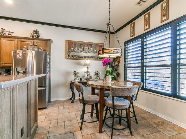 305 Hamptonridge Road, Edmond, OK 73034