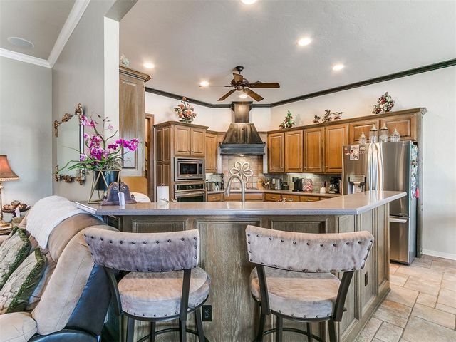 305 Hamptonridge Road, Edmond, OK 73034