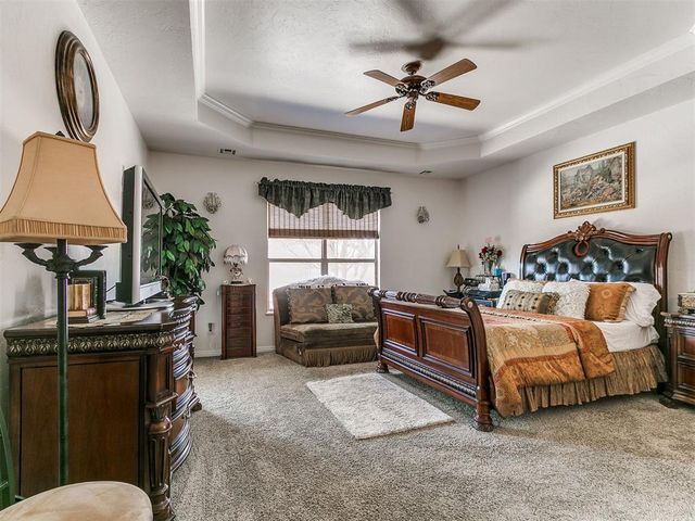 305 Hamptonridge Road, Edmond, OK 73034