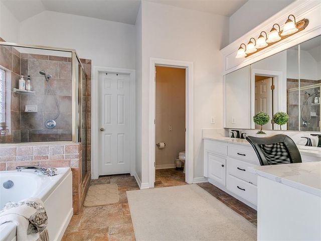 305 Hamptonridge Road, Edmond, OK 73034