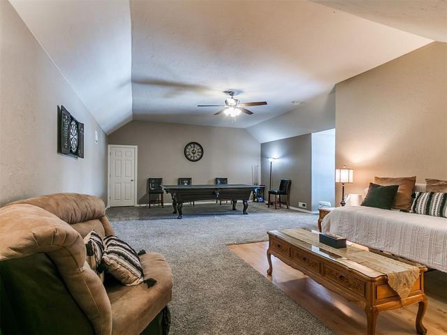 305 Hamptonridge Road, Edmond, OK 73034