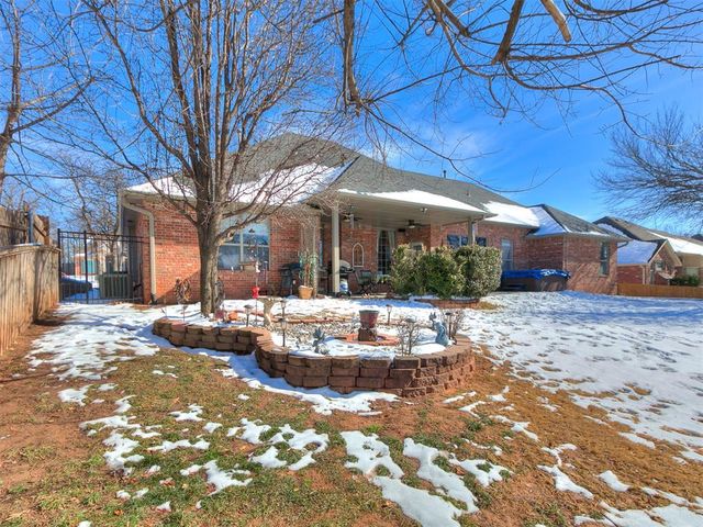 305 Hamptonridge Road, Edmond, OK 73034