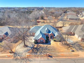 305 Hamptonridge Road, Edmond, OK 73034