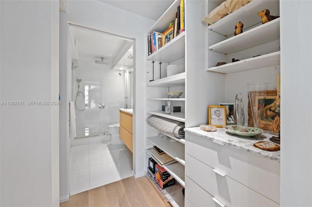 2901 S Bayshore Dr 8E, Coconut Grove, FL 33133