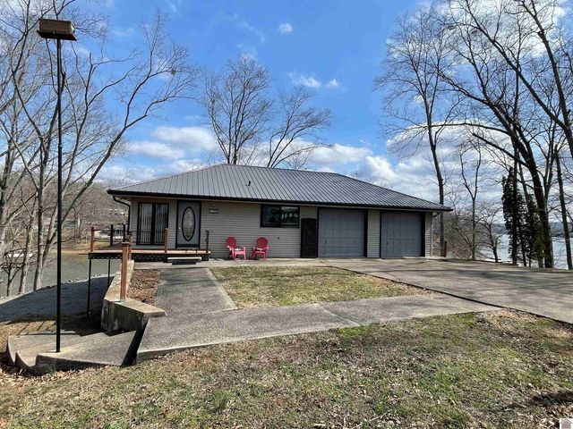 98 S Lakeshore Dr, Cadiz, KY 42211