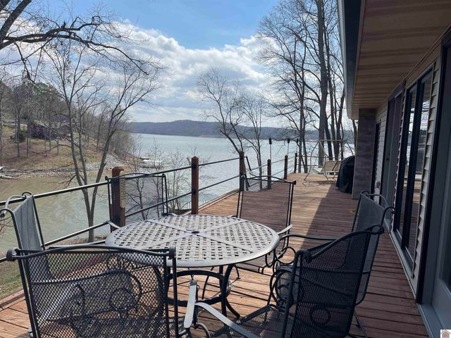 98 S Lakeshore Dr, Cadiz, KY 42211