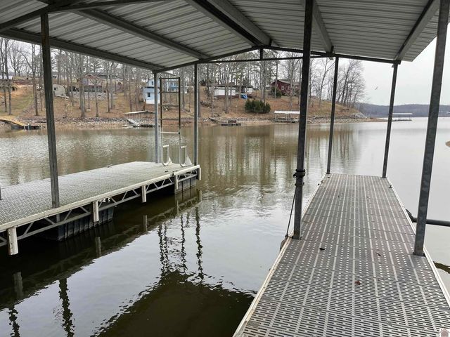 98 S Lakeshore Dr, Cadiz, KY 42211