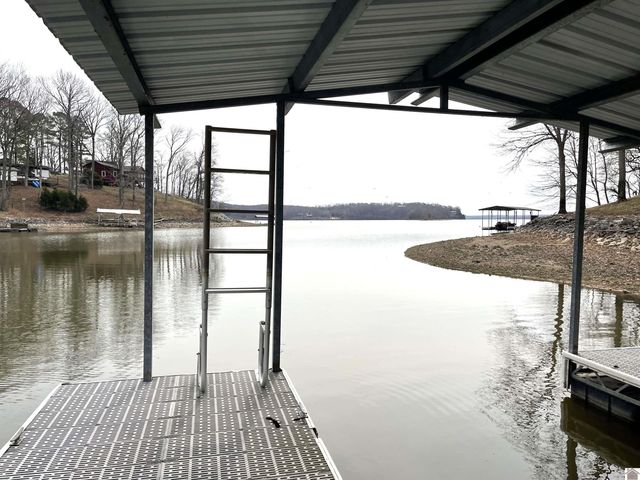 98 S Lakeshore Dr, Cadiz, KY 42211