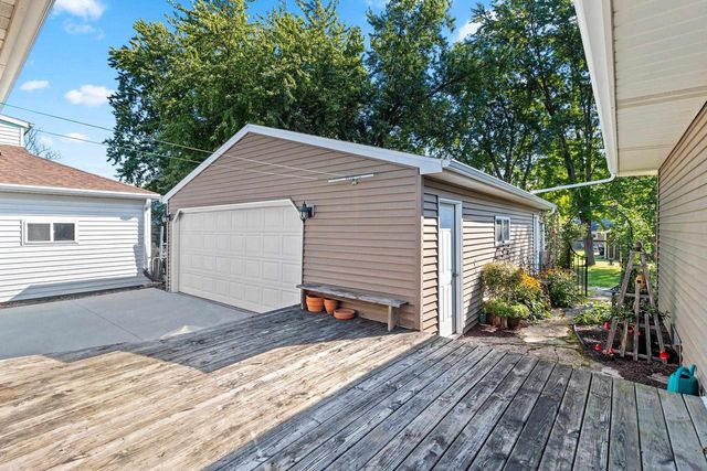 1210 BUCHANAN STREET, Little Chute, WI 54140