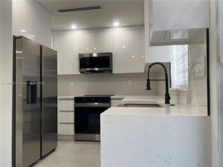 14001 NW 10th Ave, Miami, FL 33168
