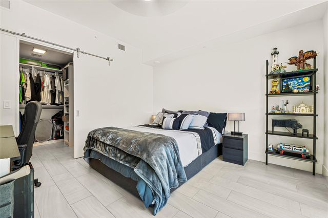 2000 METROPICA Way 216, Sunrise, FL 33323