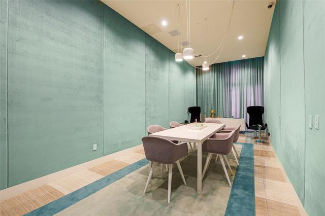 2000 METROPICA Way 216, Sunrise, FL 33323