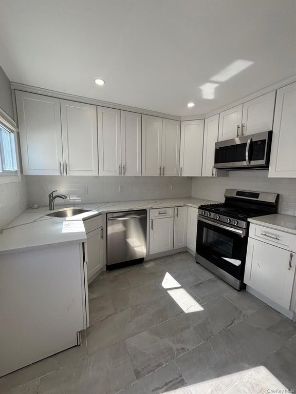 26 Adams Street, Hicksville, NY 11801