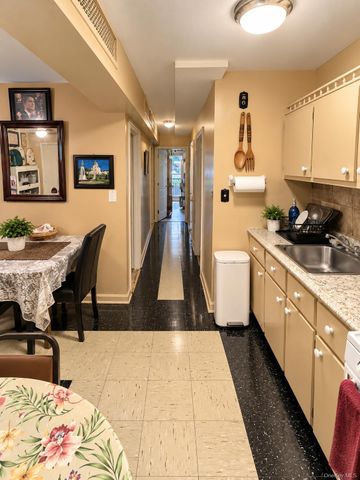 3619 Laconia Avenue, Bronx, NY 10469