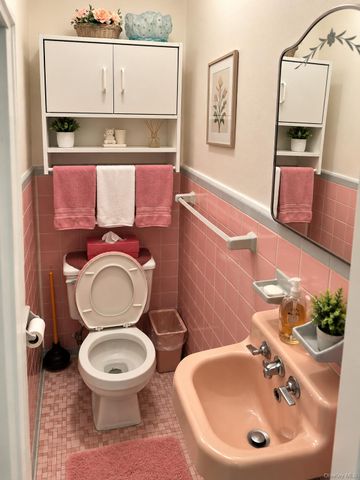 3619 Laconia Avenue, Bronx, NY 10469