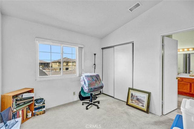 37230 45th St E E, Palmdale, CA 93552