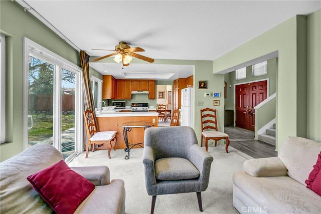 37230 45th St E E, Palmdale, CA 93552
