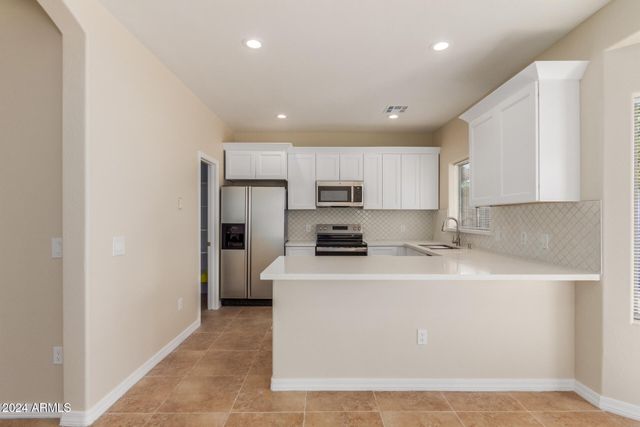 1105 E WONG Way, Phoenix, AZ 85040