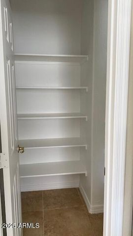 1105 E WONG Way, Phoenix, AZ 85040