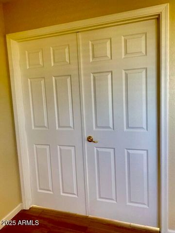 1105 E WONG Way, Phoenix, AZ 85040